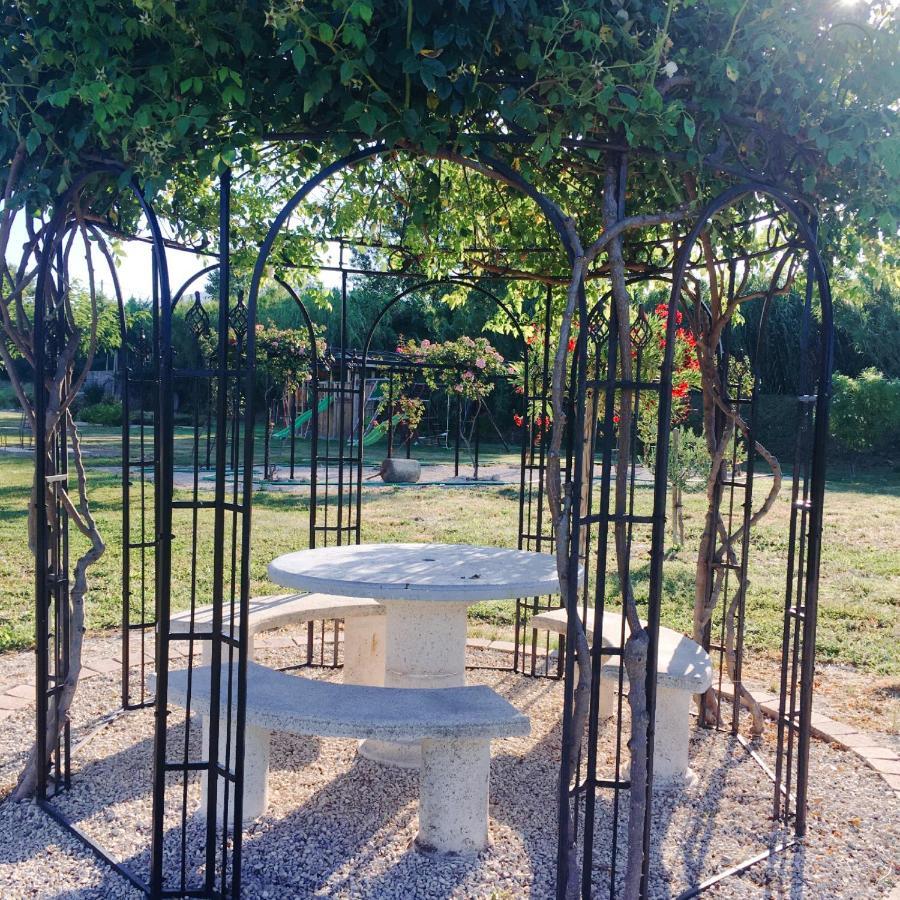 Gite En Provence "Rose" Modene Ngoại thất bức ảnh
